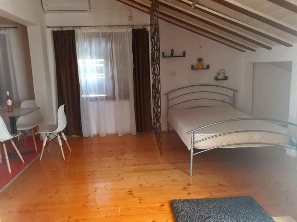 Villa Clock Tower - Саат Кула Ohrid Buitenkant foto